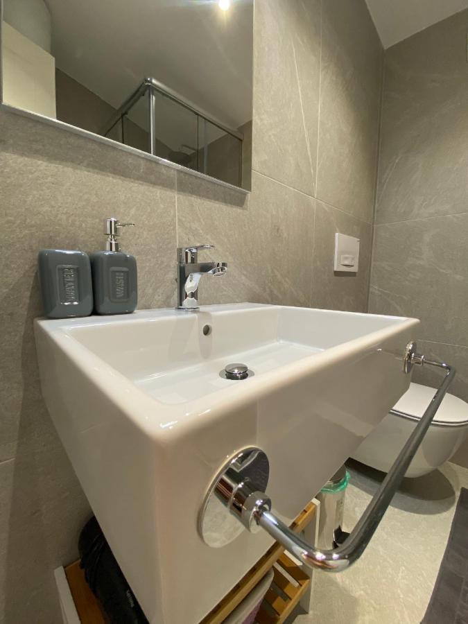 Living Studio Apartments Tiranë Luaran gambar