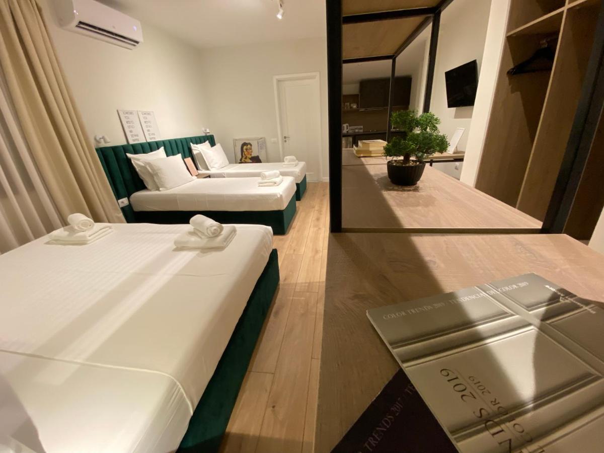 Living Studio Apartments Tiranë Luaran gambar