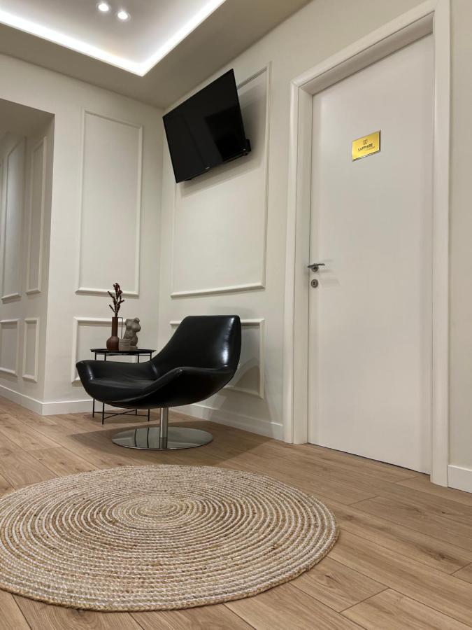 Living Studio Apartments Tiranë Luaran gambar
